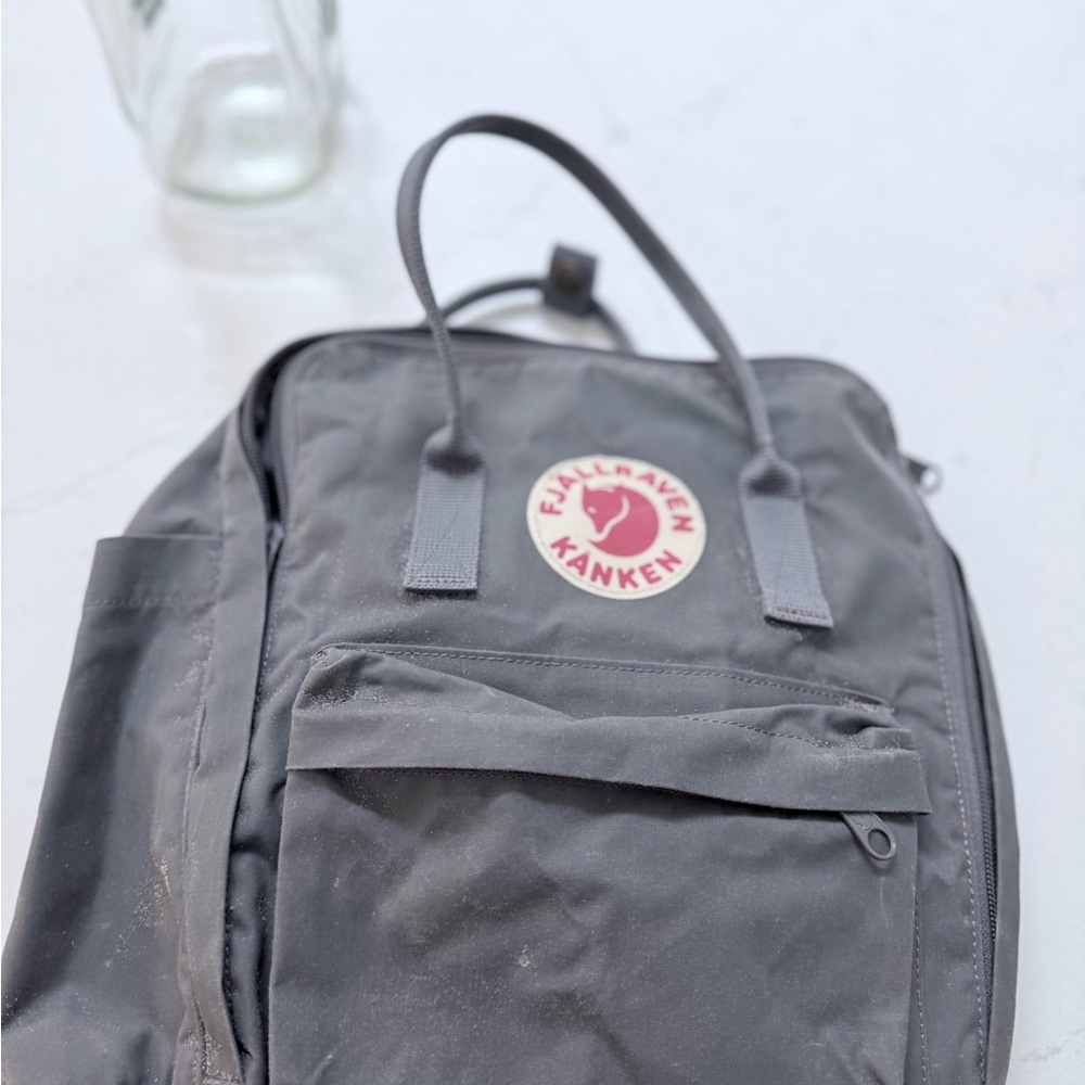 Fjallraven Kånken Charcoal Backpack